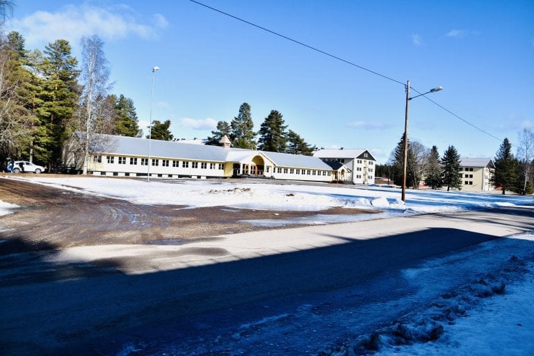 I BEREDSKAP: Haslemoen leir står foreløpig tomt, og Våler Frp mener lokalene kan benyttes i forbindelse med korona-utbruddet. Korona-senteret kan være operativt i løpet av 10 dager. Foto: Bjørn-Martin Brandett