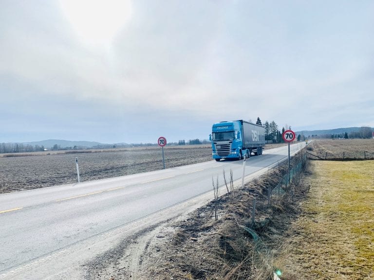 NYTT: Her fra Grue kirke og fram til Grinder skal det bli tryggere for myke trafikanter med gang- og sykkelvei på over 6 kilometer. Foto: Liv Rønnaug B. Lilleåsen