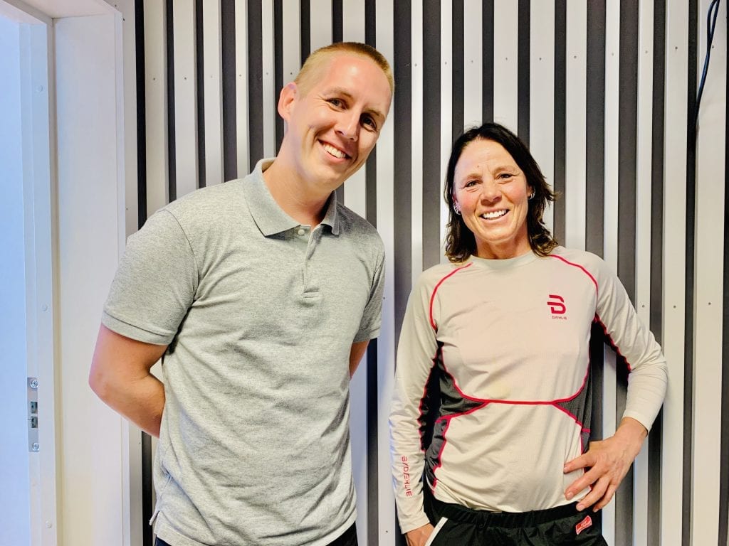 DUGNAD: Lørdag 9. mai klokka 12 blir det søppeldugnad. Kristian Botten Pedersen og Anette Mobakk ønsker en holdningsendring og at Solør holdes rent. Foto: Liv Rønnaug B. Lilleåsen