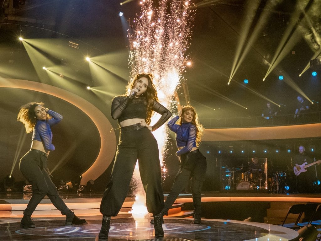 SEMIFINALIST: Mari Bølla er klar for semifinale fredag 8. mai. Hun gikk videre fra fredagens livesending, hvor hun blant annet fremførte «The Climb» av Miley Cyrus. Foto: TV2