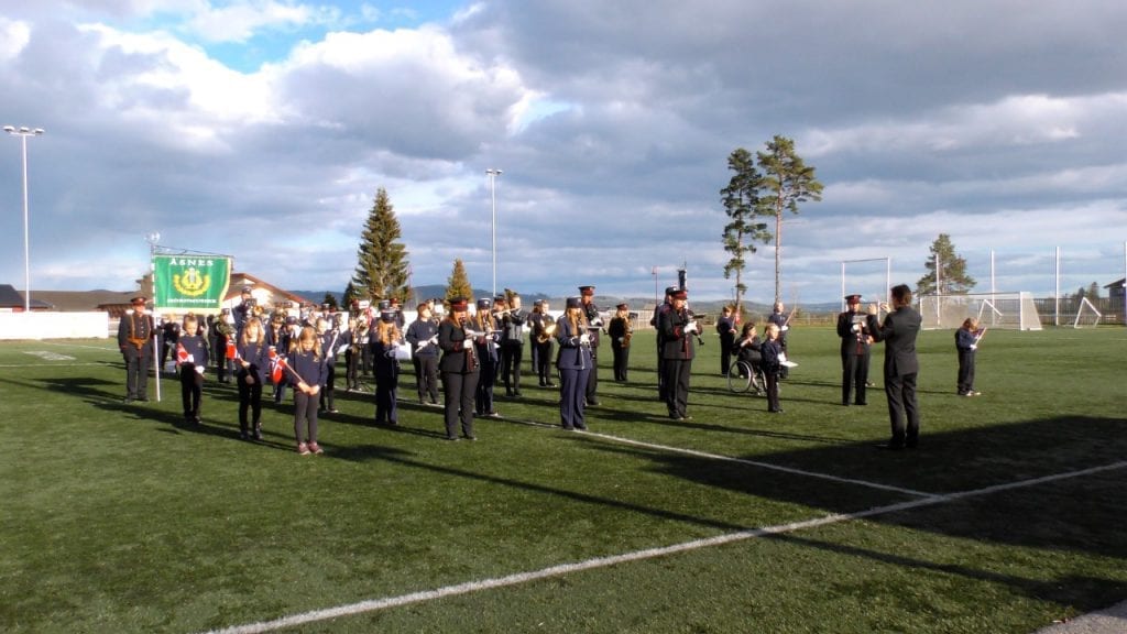 TILBAKE TIL NORMALEN: Korpsmedlemmene gleder seg til å komme mer tilbake til normalen i tida framover. Her fra 17.mai-øving tidligere denne uka. Foto: Åsnes hornmusikk