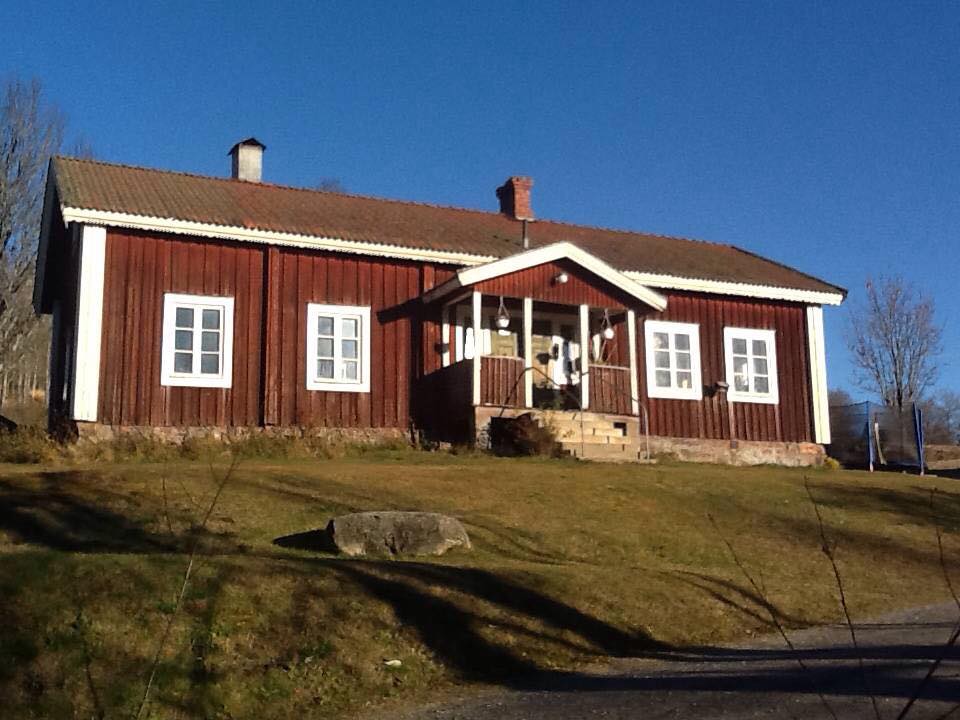 Røykstua i Mattila er den siste røykstua som ble bygget på Finnskogen. Foto: Solør-Värmland Finnkulturforening.