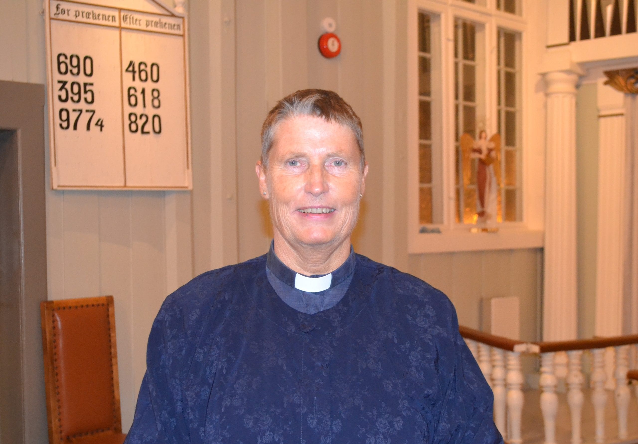 TILBAKE I HEDMARK: Trine Færevåg ble søndag innsatt som prost i Solør, Vinger og Odal prosti. Det skjedde i Vinger kirke. Det er 12 år siden hun sluttet som prest i Solør. Foto: Pål-Erik Berntsen.