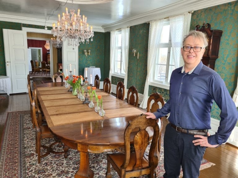 MANGE MULIGHETER: Hele 17 bryllup har Per Magnus Haig mistet så langt i pandemien, men han lar seg ikke stoppe og har stor tro på Kvisle Herregård.
