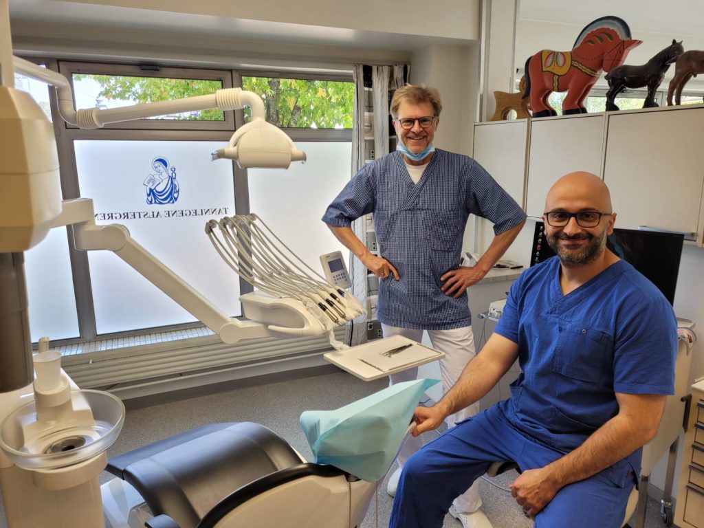 FLERE HENDER: I august startet Sheruan Abdelrahim som tannlege hos Geir Alstergren i Kaffegata. Før dette har Alstegren og tannhelsesekretæren holdt på alene i rundt 15 år.