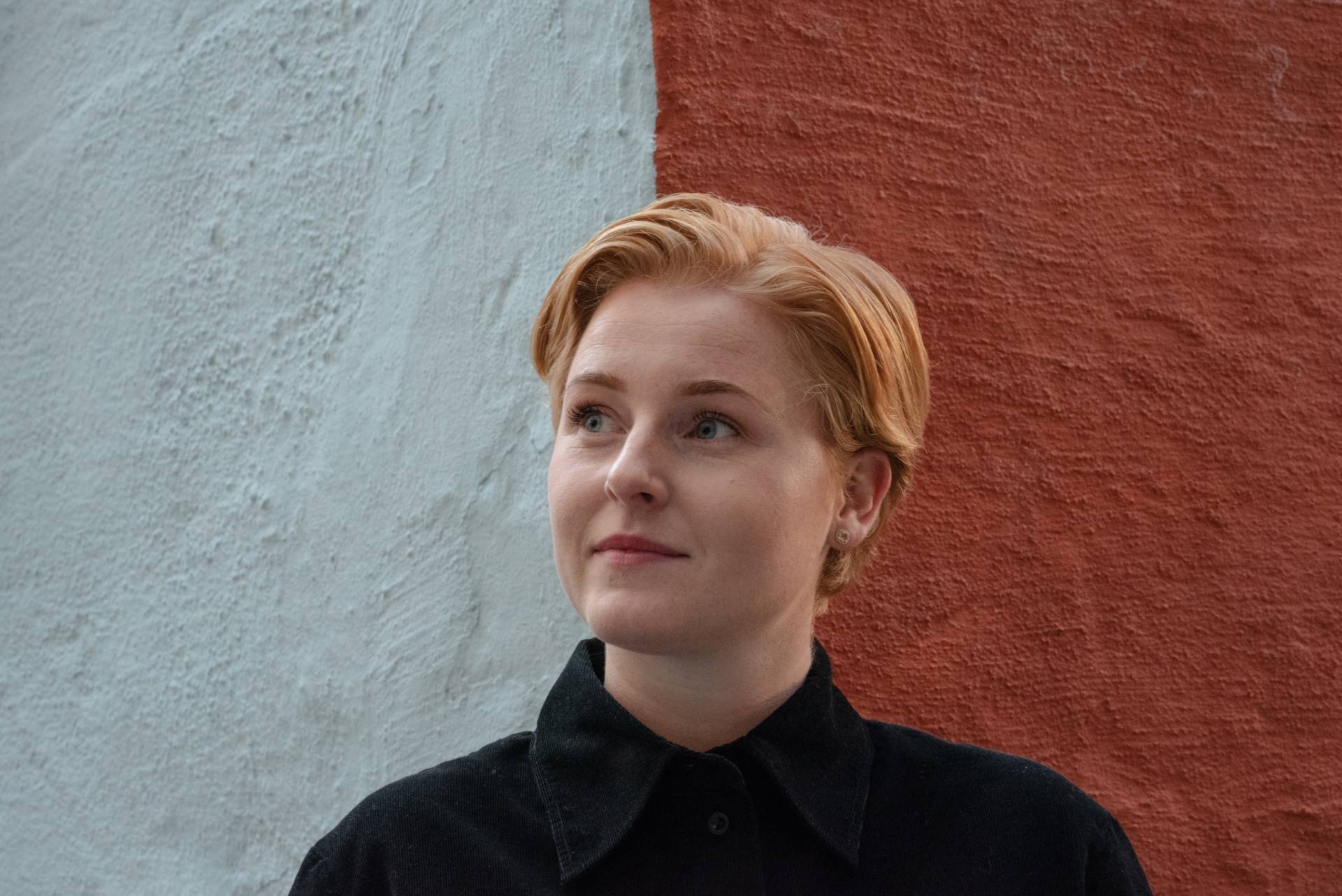 KAN VINNE: Ingrid Vatnar Eikje fra Hof kan vinne Petter Dass-prisen, som deles ut av den kristne avisa Vårt Land. Foto: Giulia Troisi.