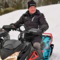 NÅ STARTER SESONGEN: Arild Bredesen er leder i snøscootergruppa i Åsnes Finnskog Idrettslag. Onsdag 5. januar kan han invitere folk ut på leden igjen.