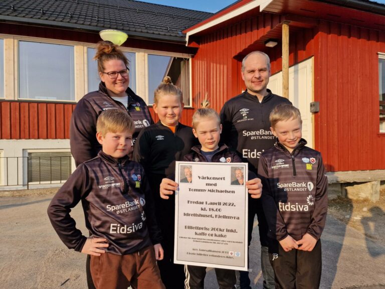 ARRANGERER KONSERT: I stedet for kakebasar og loddsalg velger Åsnesalliansen gutter 9 å arrangere konsert med Tommy Michaelsen på Kjellmyra. Foran fra venstre Magnus Mathisen Langmoen, Theo Flismyren og Colin André Kokkin Moen. Bak fra venstre Anne Mette Embretsen, August Embretsen Karlsen og Robert Langmoen.