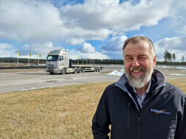 TO KJEMPEÅR: NAF Trafikksenter Vålerbanen kan vise til rekordresultater for 2020 og 2020. Men den nye direktøren, Geir Atle Stormbringer, bekymrer seg nå over økte kostnader til særlig drivstoff og strøm.