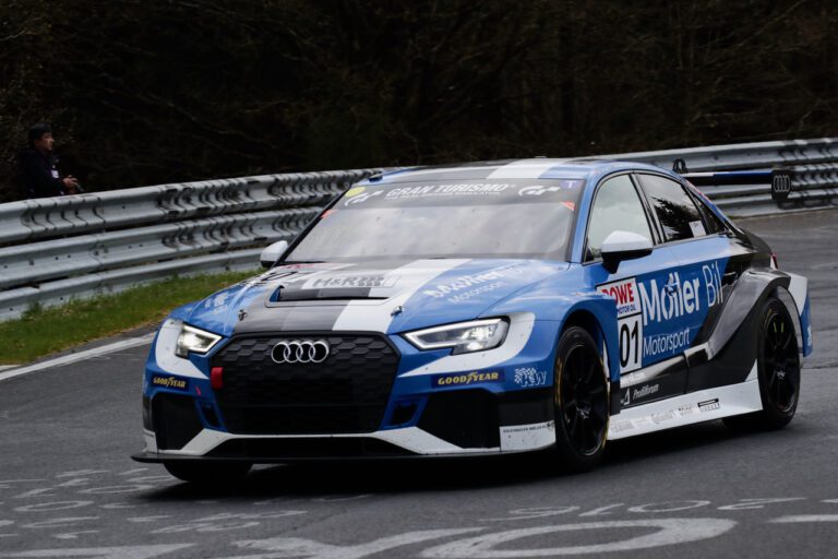 ANDREPLASS: Møller Bil Motorsport kjørte inn til en andreplass på Nürburgring i helga. Foto: Ferskvann, Pål Henning Berg