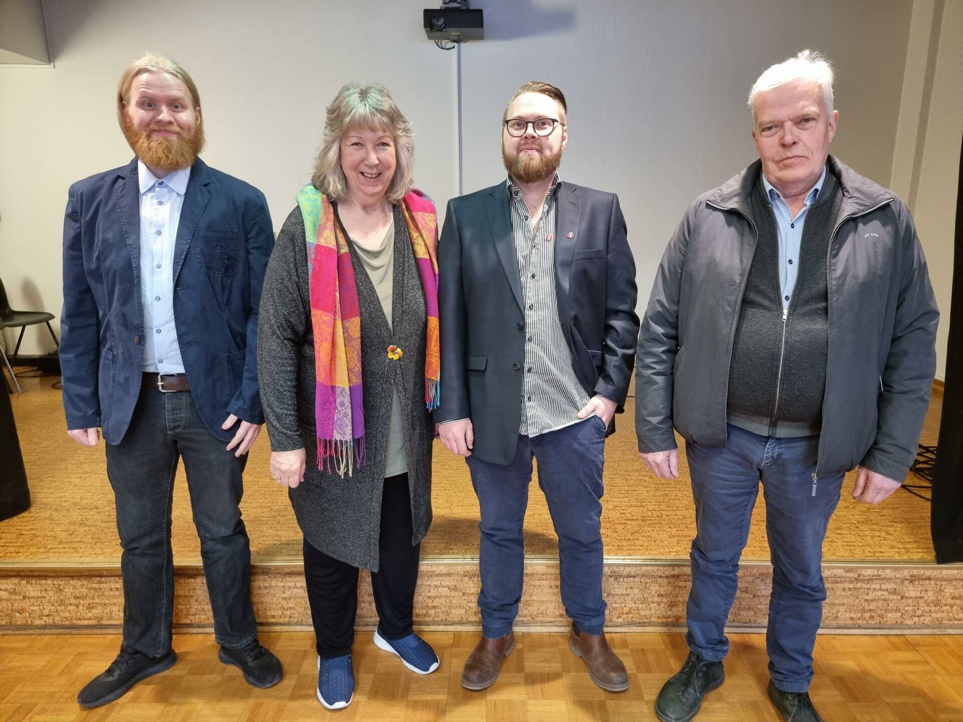 FRA ÅRSMØTET: Grue FrP hadde årsmøte søndag. Fra venstre John-Remi Edvardsen, Lisbeth Heitmann, Benjamin Edvardsen (ny leder) og Jan Haraldsen. Foto: Grue FrP.