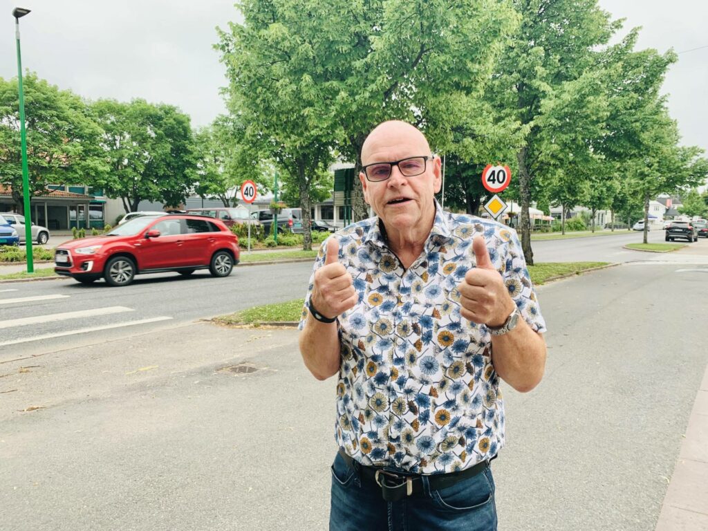 VANT I FJOR: Jan Erik Husom fra Arneberg vant bilen i fjor. Arkivfoto: Liv Rønnaug Lilleåsen.
