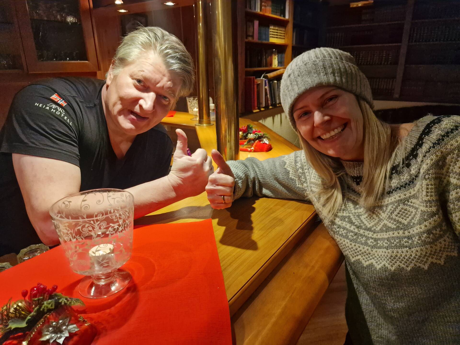 KJØRER PÅ: Contrazt går i bresjen for årets 2.-dagsfest på Heia Hotell. Gro Anita Dybendal tror og håper mange kommer. Det gjør også Svein Terje Kynbråten ved hotellet.