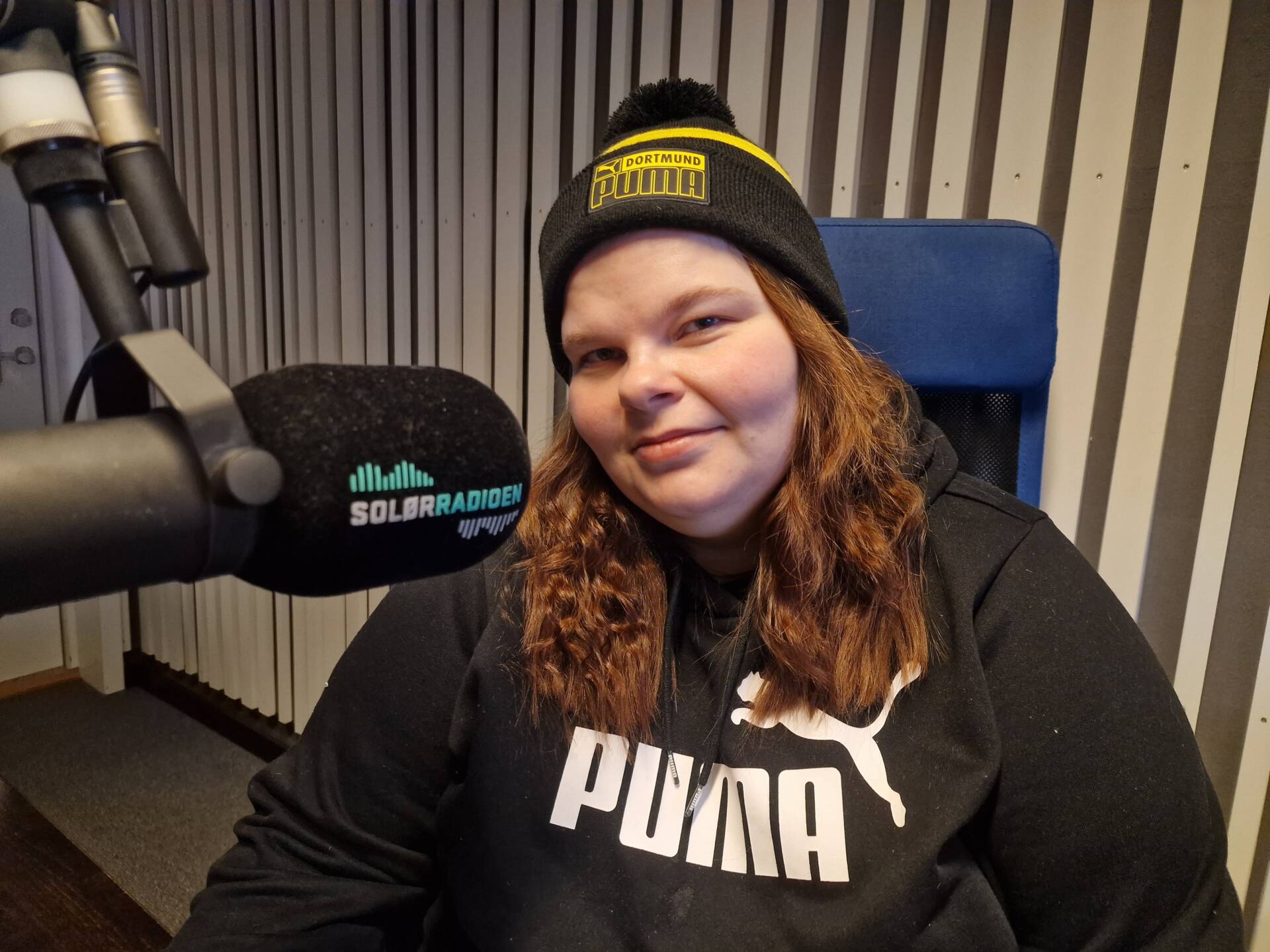 VIL GI UT DIKTSAMLING: Michelle Mari Gundersen Neby (28) fra Flisa drømmer om å gi ut sin egen diktsamling. «Hjertesnakker» heter diktsamlingen med 50 egenskrevne dikt.