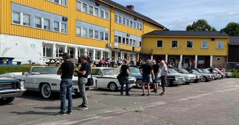 KLARE IGJEN: Finnskogen Veteranklubb inviterer lørdag til «Finnskogtreffet». Her fra fjorårets utgave ved Kilskula.