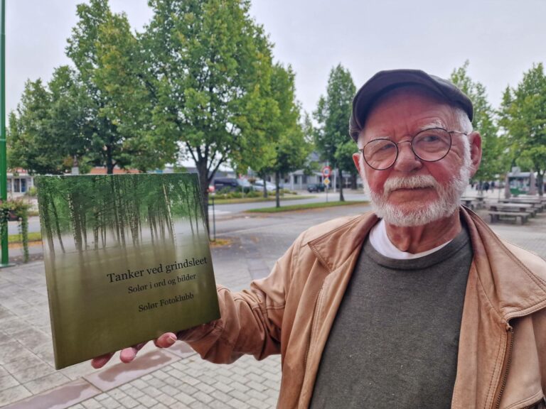 NYTT PROSJEKT: Solør Fotoklubb er aktuell med boka «Tanker ved grindsleet». Svein Sjølli er spent på responsen fra publikum.