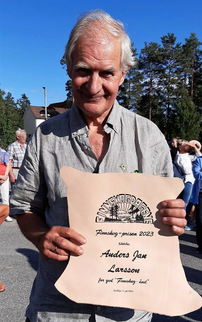 FIKK PRIS: Anders Jan Larsson fikk Finnskogprisen 2023. Foto: Anne Lise Mobråten.