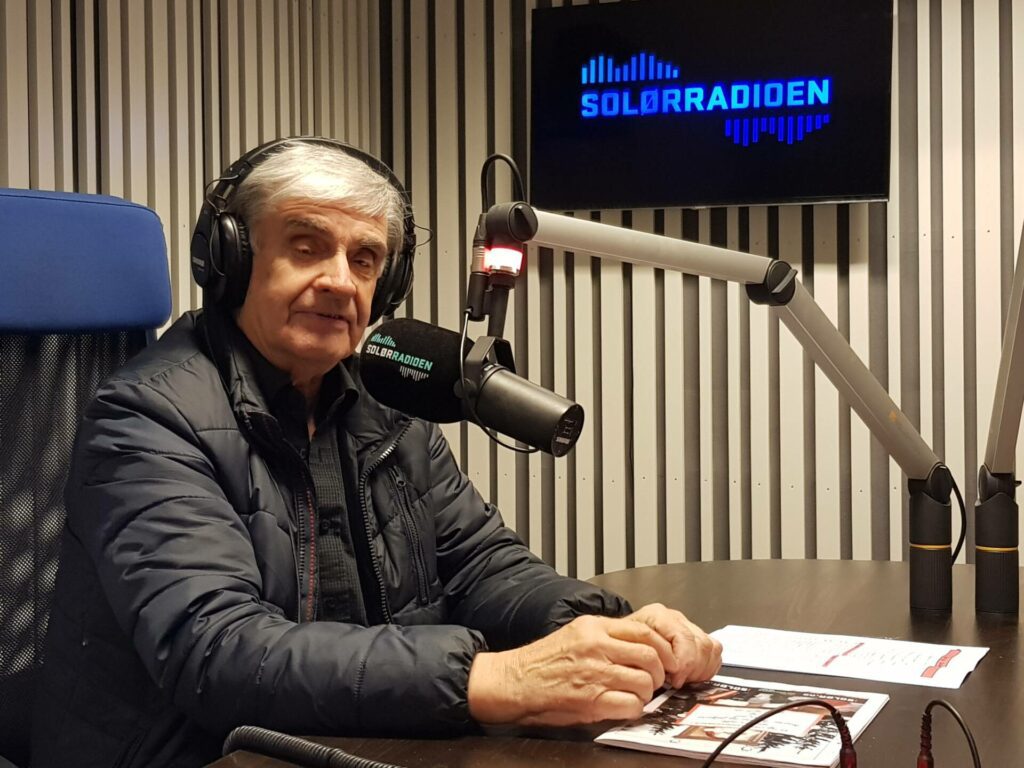 KLAR IGJEN: Knut Lilleåsen leder God jul Solør på SolørRadioen, julaften fra klokka 08.00 til 12.00. Sendinga gikk på lufta for første gang for 31 år siden.