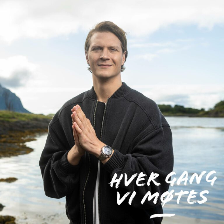 FØRST UT: Tom Stræte Lagergren, alias Matoma, var første hedersgjest ut i årets sesong av «Hver gang vi møtes» på TV2. Pressebilde.